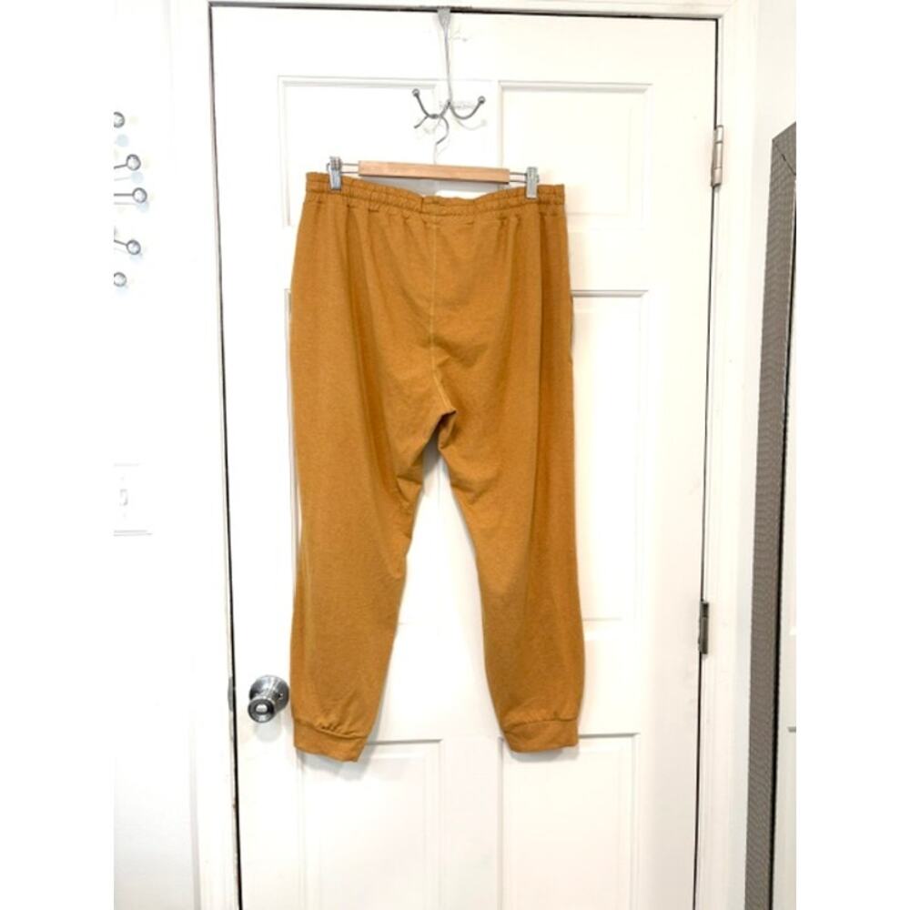 Vuori Performance Jogger Women's L Flax Heather Mustard Athleisure Sweatpants - Picture 8 of 13